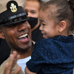 soldier with daugher